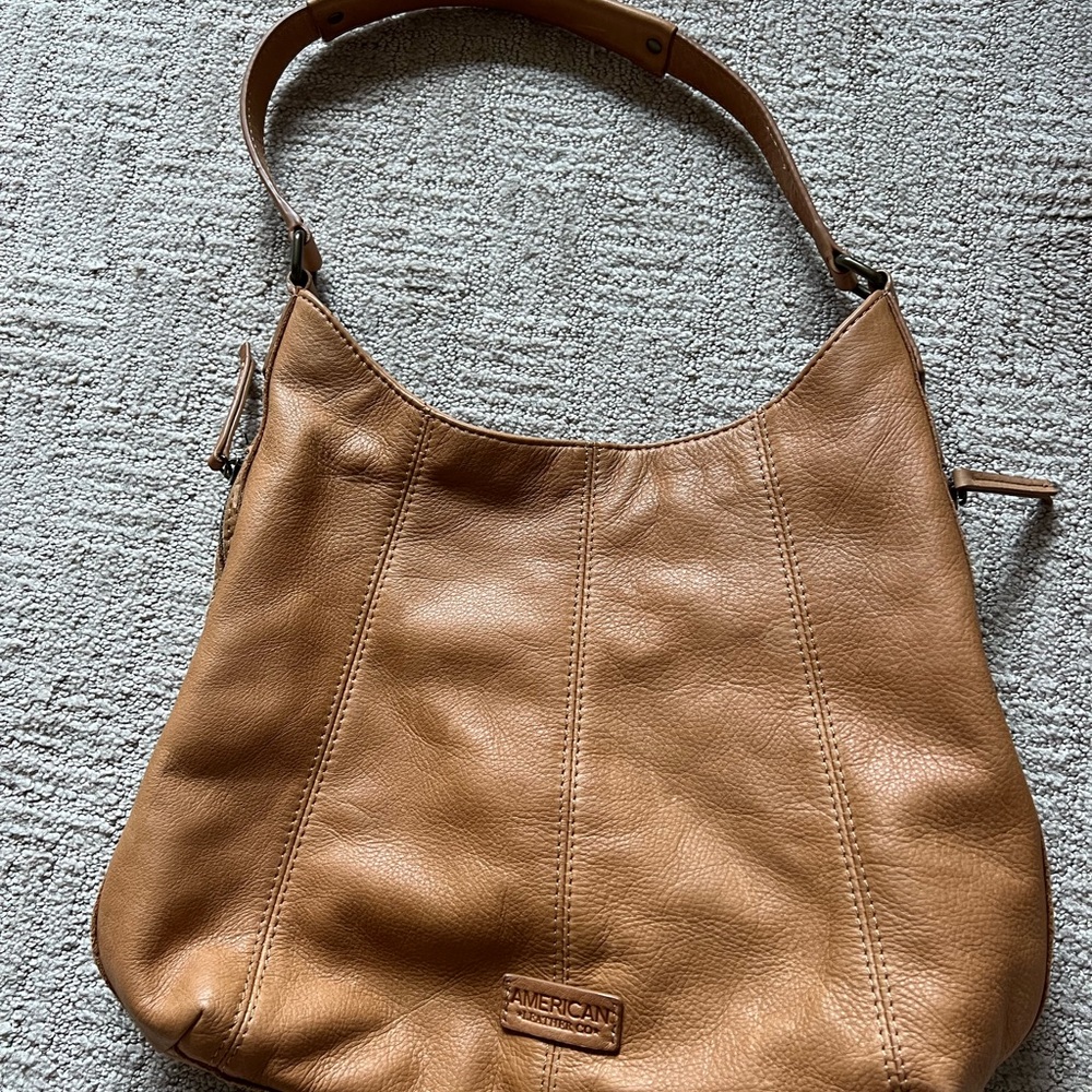 🇺🇸 🦅 American Eagle Outfitters Leather Brown Hobo Bag